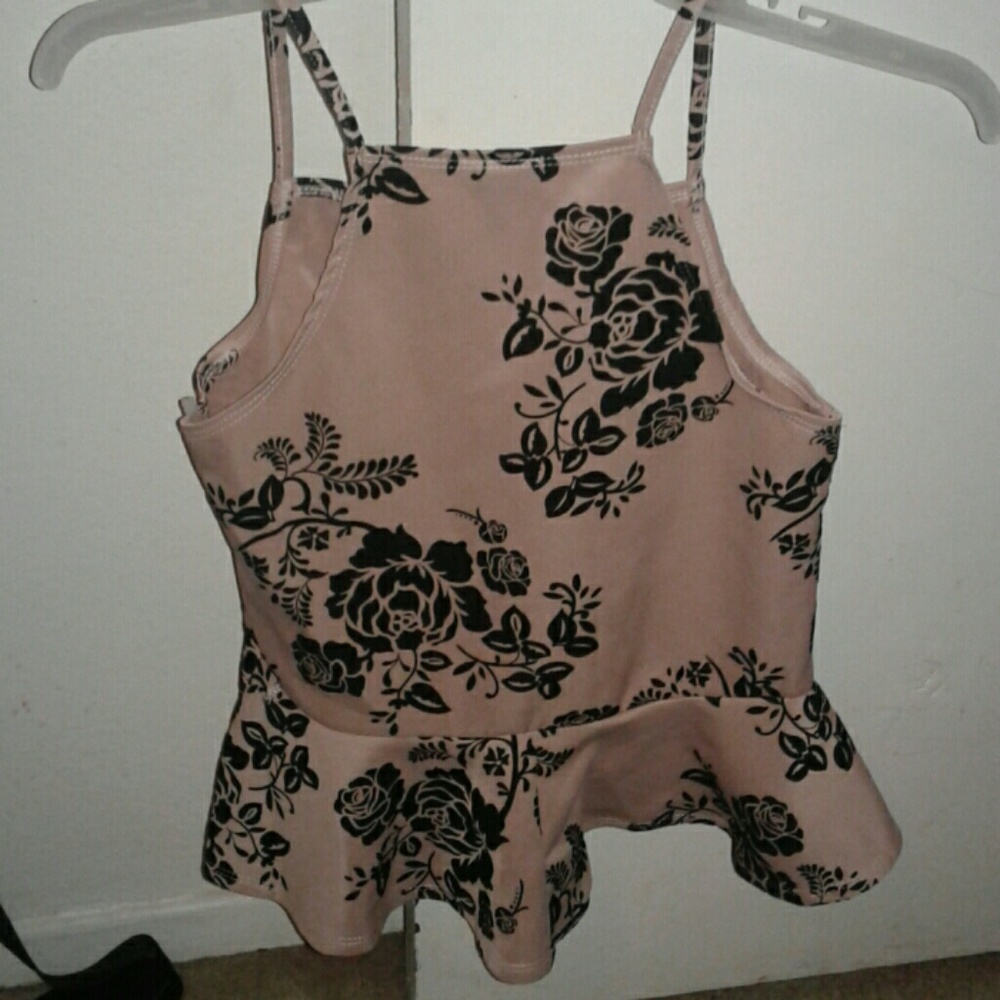 Nude Top - Picture 2 of 2